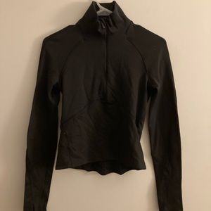 size 4 lululemon black long sleeve half zip